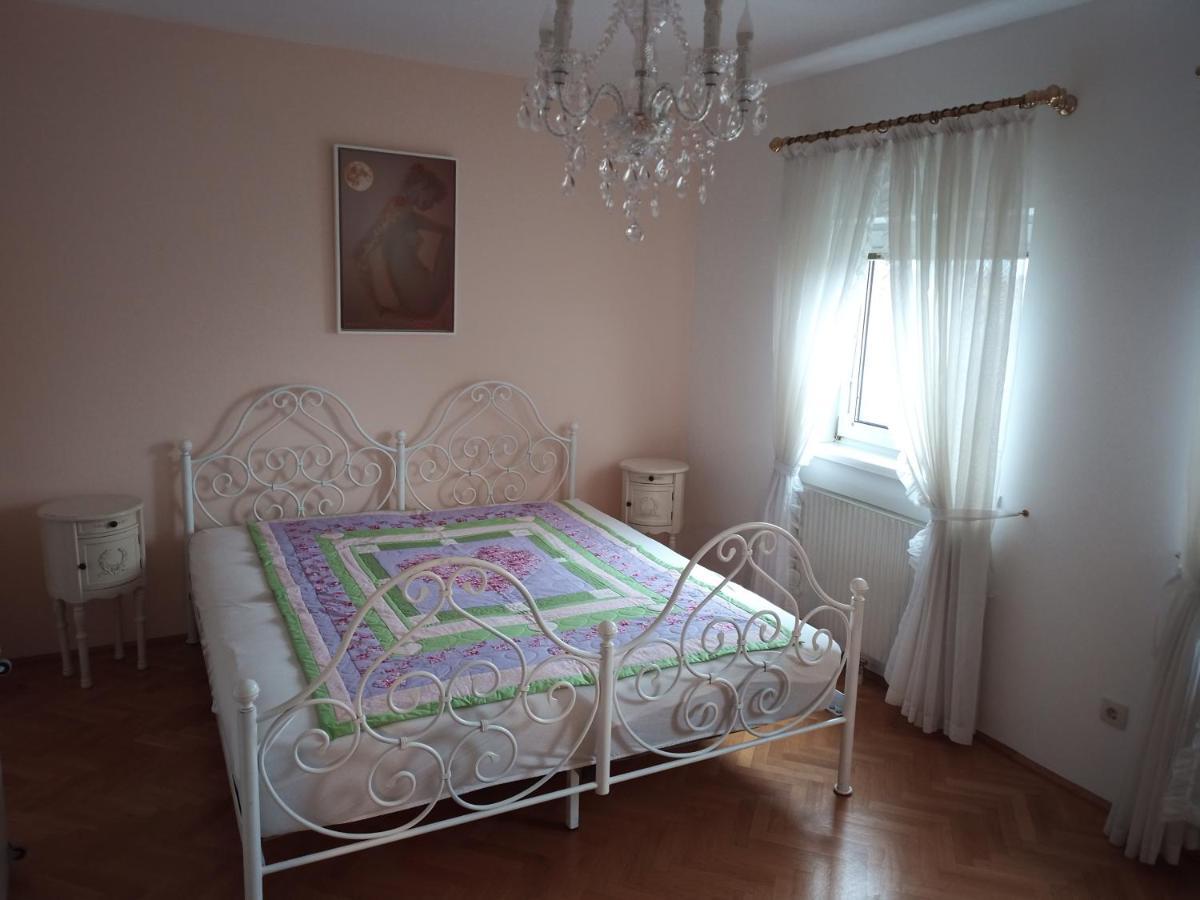 Вилла Casa Magnolia Vienna Leopoldsdorf Экстерьер фото